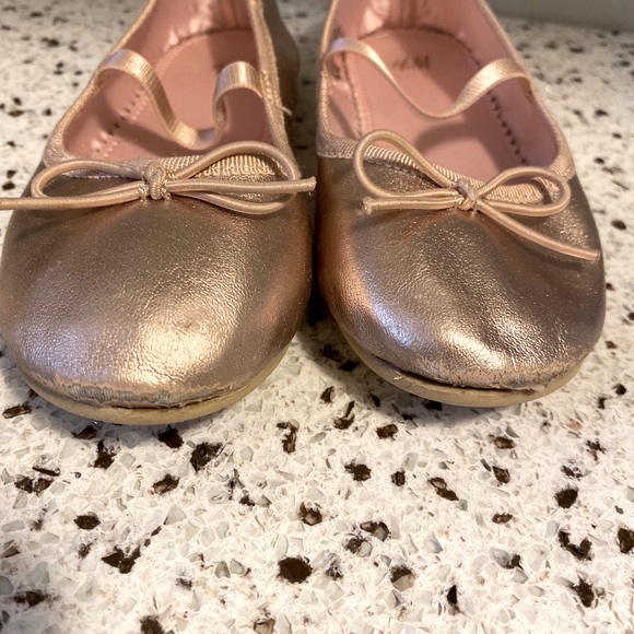 H&M shoes - Picture 3 of 5